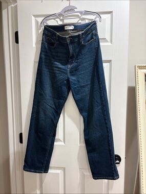 Carly Jean Los Angeles Women’s Brooke Slim Straight Denim Jeans Size 13